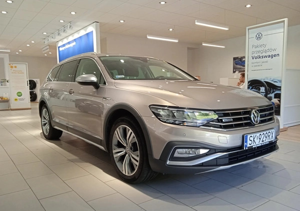 Volkswagen Passat cena 134900 przebieg: 126745, rok produkcji 2019 z Lubomierz małe 352